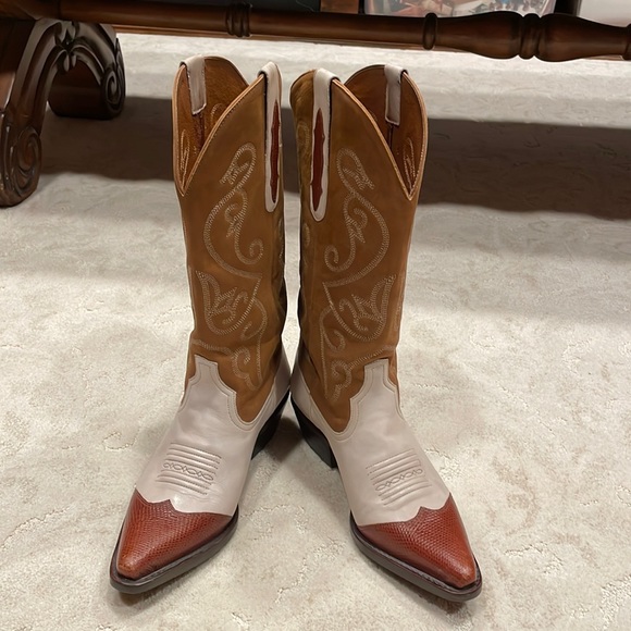 Nine West Shoes - Nine West Vintage Western Leather/Swede Boots